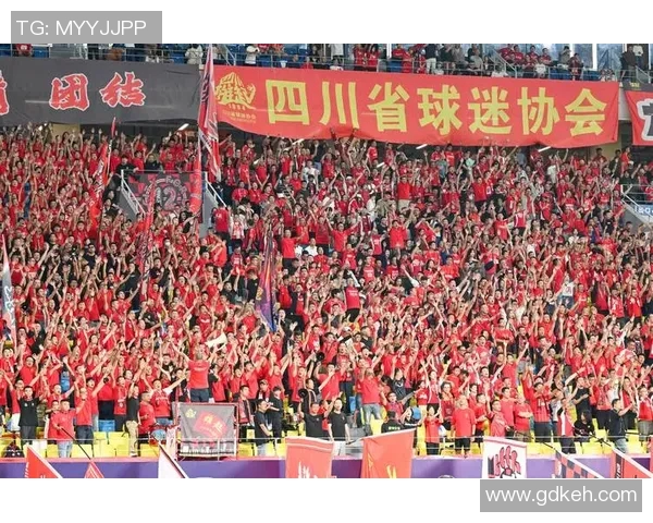 足球明星亲临呼市引发球迷热潮现场活动精彩纷呈